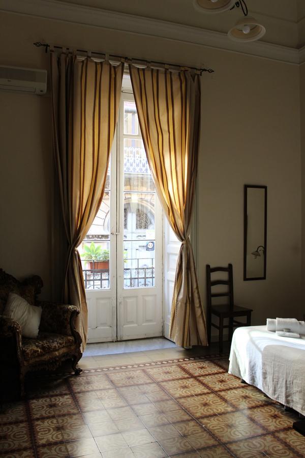 Aloi Rooms Aeroporto di Catania Fontana Rossa Esterno foto