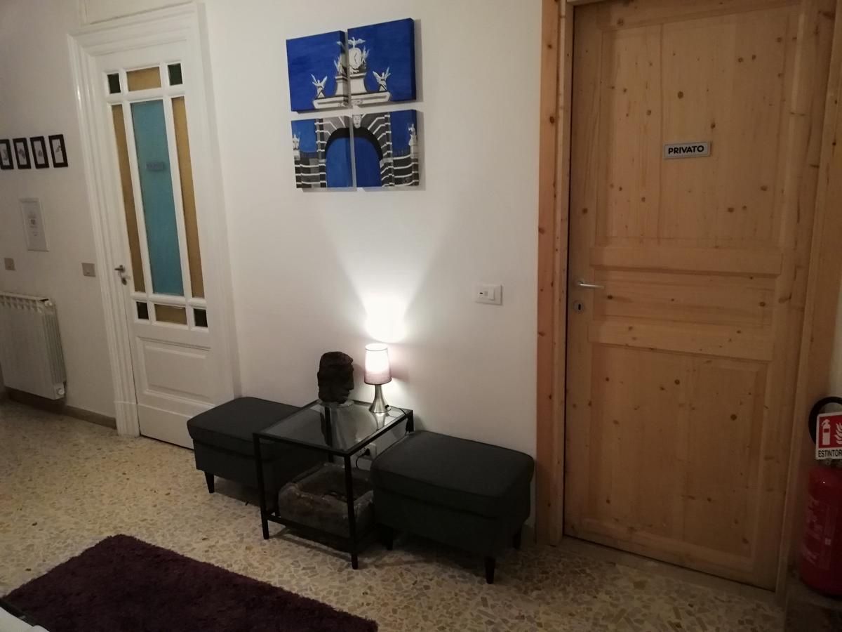 Aloi Rooms Aeroporto di Catania Fontana Rossa Esterno foto