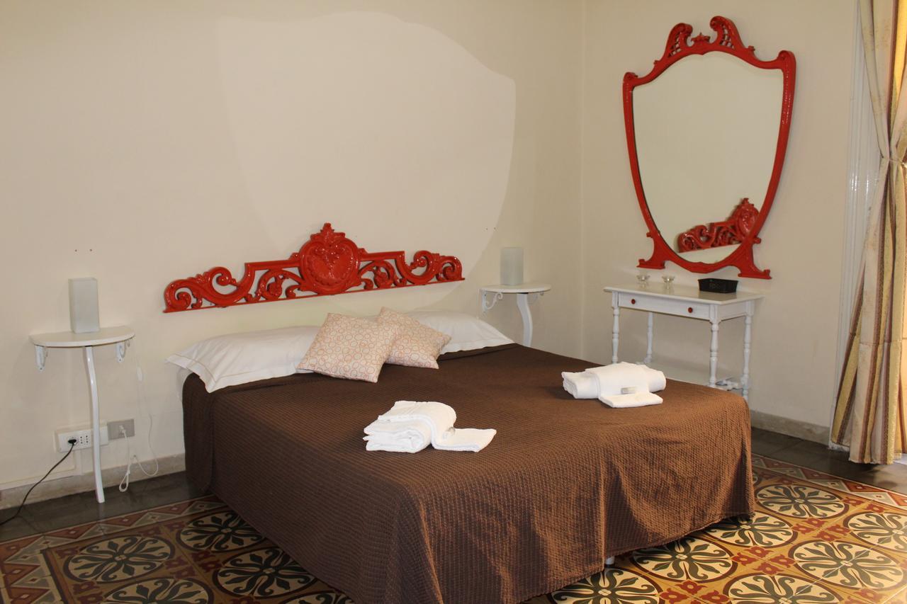 Aloi Rooms Aeroporto di Catania Fontana Rossa Esterno foto