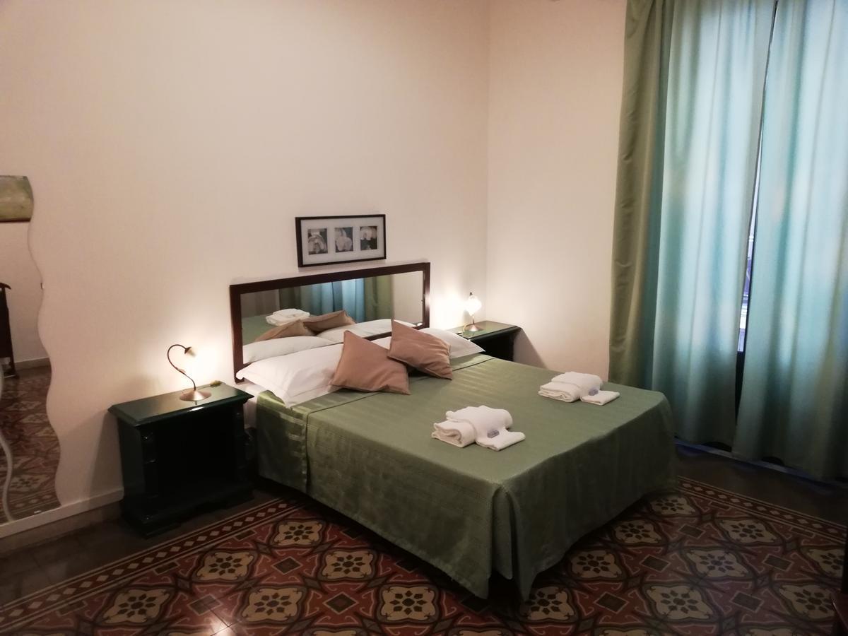Aloi Rooms Aeroporto di Catania Fontana Rossa Esterno foto